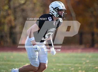 Thumbnail 3 in Foran @ Xavier photogallery.