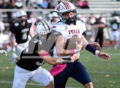 Thumbnail 3 in Foran @ Xavier photogallery.