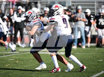 Thumbnail 2 in Foran @ Xavier photogallery.