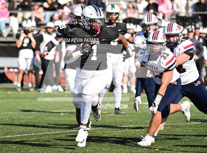 Thumbnail 2 in Foran @ Xavier photogallery.