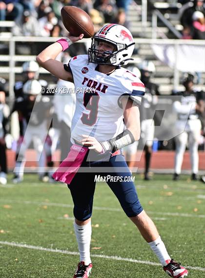 Thumbnail 3 in Foran @ Xavier photogallery.