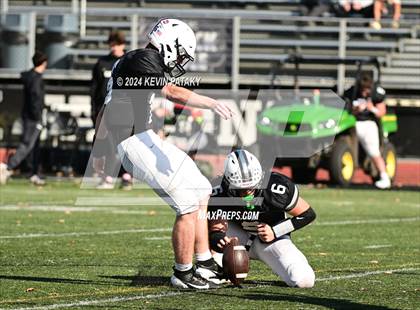 Thumbnail 1 in Foran @ Xavier photogallery.