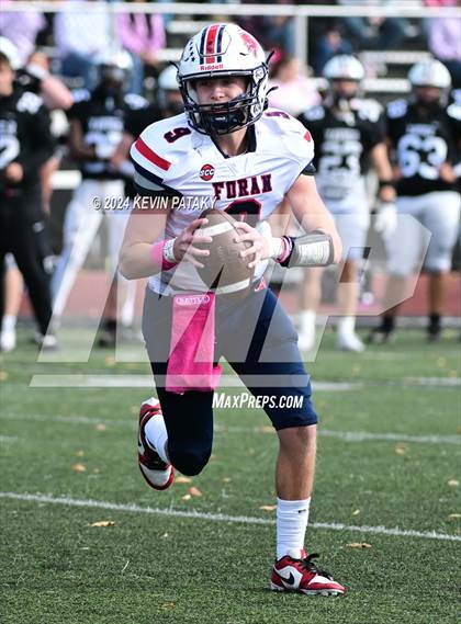 Thumbnail 3 in Foran @ Xavier photogallery.