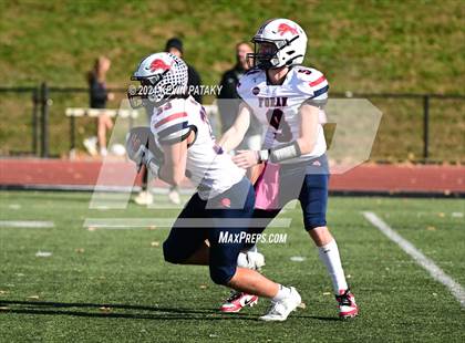 Thumbnail 3 in Foran @ Xavier photogallery.