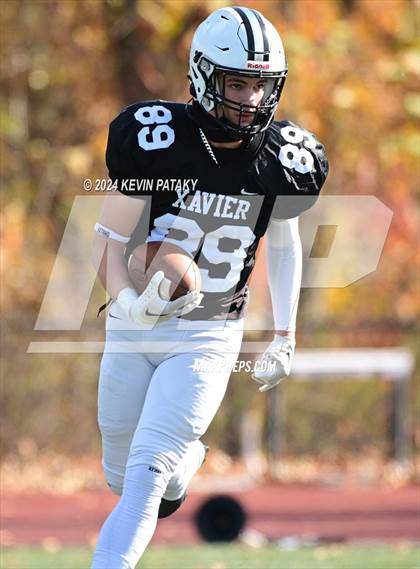 Thumbnail 3 in Foran @ Xavier photogallery.