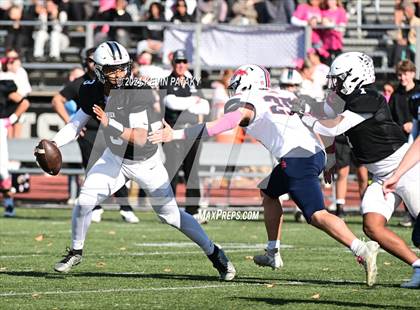 Thumbnail 1 in Foran @ Xavier photogallery.