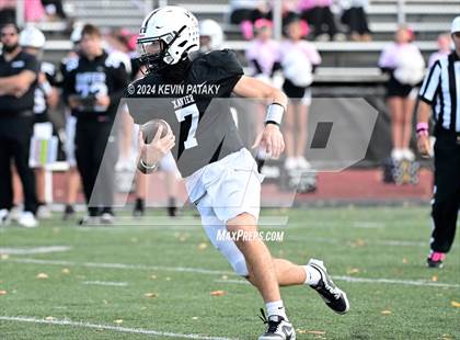 Thumbnail 3 in Foran @ Xavier photogallery.