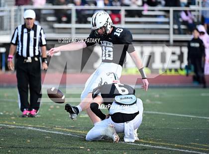 Thumbnail 1 in Foran @ Xavier photogallery.