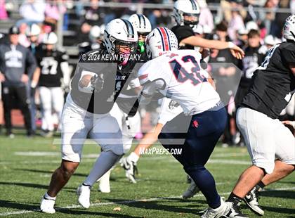 Thumbnail 2 in Foran @ Xavier photogallery.