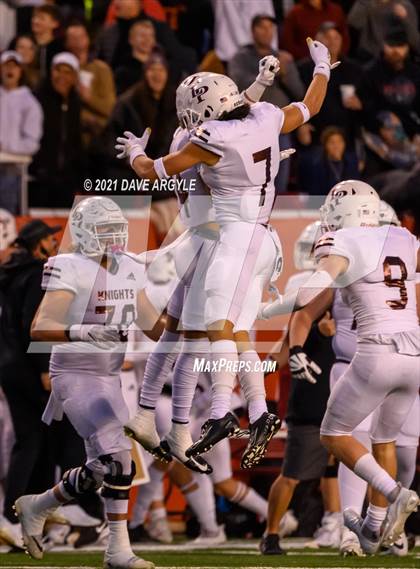 Thumbnail 3 in Corner Canyon vs. Lone Peak (UHSAA 6A Final) photogallery.