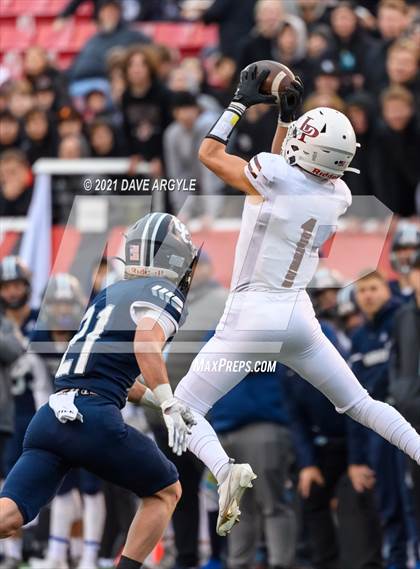 Thumbnail 2 in Corner Canyon vs. Lone Peak (UHSAA 6A Final) photogallery.