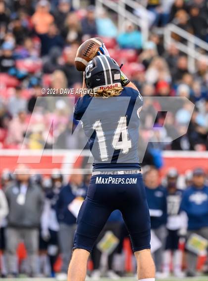Thumbnail 1 in Corner Canyon vs. Lone Peak (UHSAA 6A Final) photogallery.