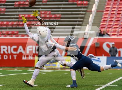 Thumbnail 2 in Corner Canyon vs. Lone Peak (UHSAA 6A Final) photogallery.