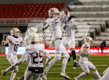 Thumbnail 2 in Corner Canyon vs. Lone Peak (UHSAA 6A Final) photogallery.