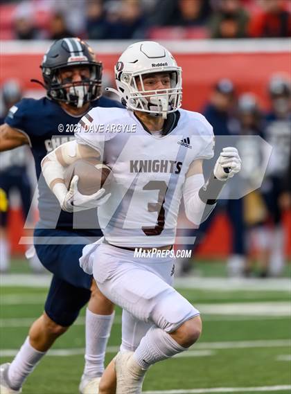 Thumbnail 2 in Corner Canyon vs. Lone Peak (UHSAA 6A Final) photogallery.