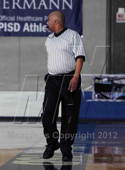 Thumbnail 1 in Chavez vs. South Houston (McDonald's Texas Invitational) photogallery.