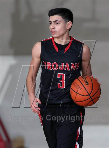 Thumbnail 1 in Chavez vs. South Houston (McDonald's Texas Invitational) photogallery.