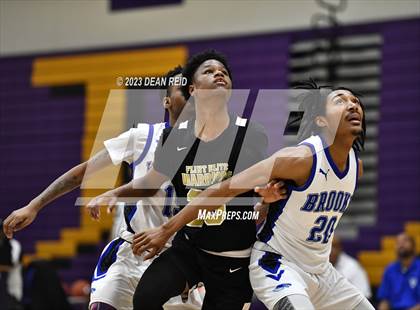 Thumbnail 2 in Brooks vs Madison Academy (Bob Hambric Shootout) photogallery.