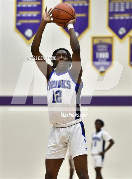 Thumbnail 3 in Brooks vs Madison Academy (Bob Hambric Shootout) photogallery.