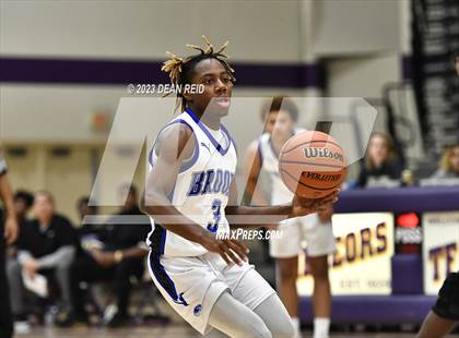 Thumbnail 2 in Brooks vs Madison Academy (Bob Hambric Shootout) photogallery.