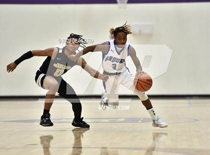 Thumbnail 2 in Brooks vs Madison Academy (Bob Hambric Shootout) photogallery.