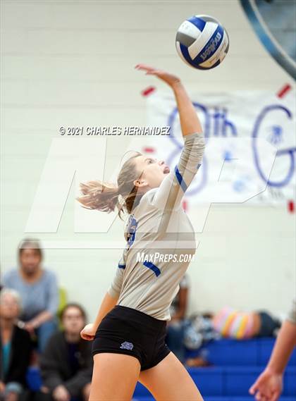 Thumbnail 1 in New Waverly @ Anderson-Shiro photogallery.