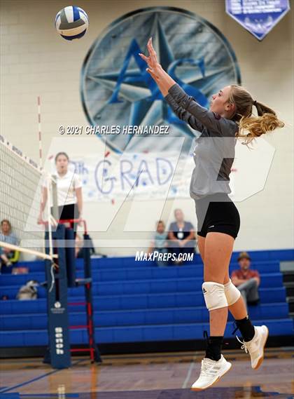 Thumbnail 1 in New Waverly @ Anderson-Shiro photogallery.