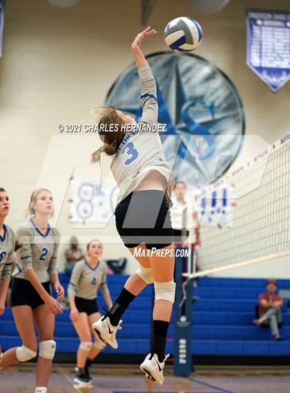 Thumbnail 1 in New Waverly @ Anderson-Shiro photogallery.