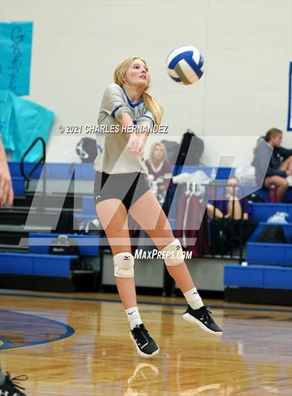 Thumbnail 3 in New Waverly @ Anderson-Shiro photogallery.