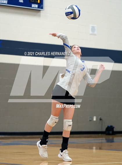 Thumbnail 2 in New Waverly @ Anderson-Shiro photogallery.