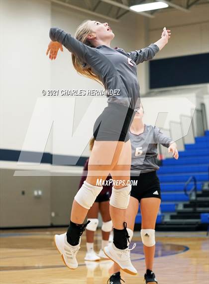 Thumbnail 2 in New Waverly @ Anderson-Shiro photogallery.