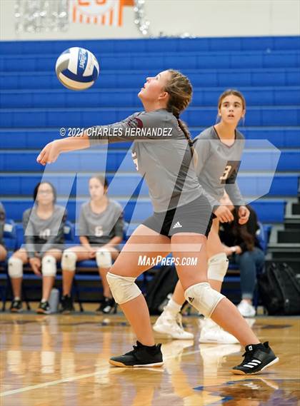 Thumbnail 2 in New Waverly @ Anderson-Shiro photogallery.