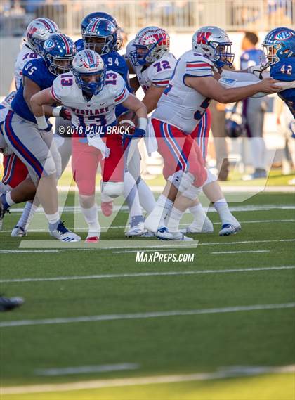 Thumbnail 3 in Westlake vs Beuamont West Brook (UIL 6A Semifinal Playoff) photogallery.