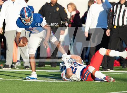 Thumbnail 3 in Westlake vs Beuamont West Brook (UIL 6A Semifinal Playoff) photogallery.