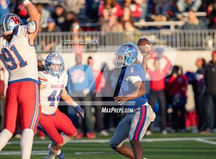 Thumbnail 3 in Westlake vs Beuamont West Brook (UIL 6A Semifinal Playoff) photogallery.