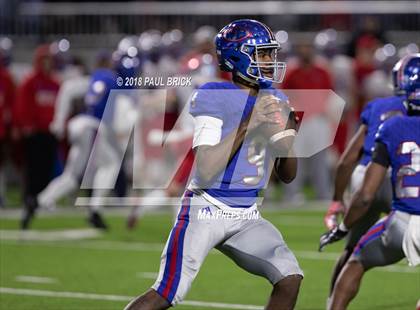 Thumbnail 3 in Westlake vs Beuamont West Brook (UIL 6A Semifinal Playoff) photogallery.