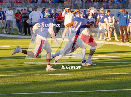 Thumbnail 2 in Westlake vs Beuamont West Brook (UIL 6A Semifinal Playoff) photogallery.