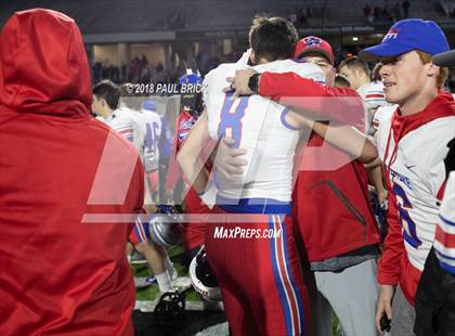 Thumbnail 2 in Westlake vs Beuamont West Brook (UIL 6A Semifinal Playoff) photogallery.