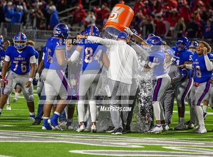 Thumbnail 3 in Westlake vs Beuamont West Brook (UIL 6A Semifinal Playoff) photogallery.