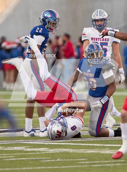 Thumbnail 2 in Westlake vs Beuamont West Brook (UIL 6A Semifinal Playoff) photogallery.