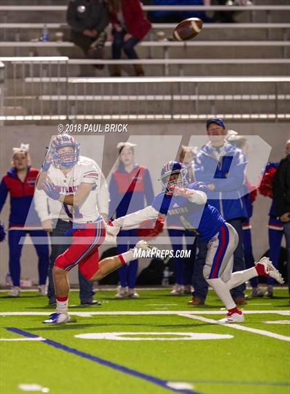 Thumbnail 2 in Westlake vs Beuamont West Brook (UIL 6A Semifinal Playoff) photogallery.