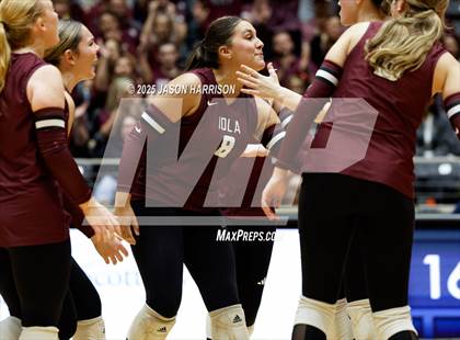 Thumbnail 1 in Iola vs. Crawford (UIL 2A D2 Volleyball Final) photogallery.