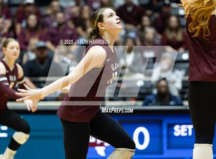 Thumbnail 3 in Iola vs. Crawford (UIL 2A D2 Volleyball Final) photogallery.