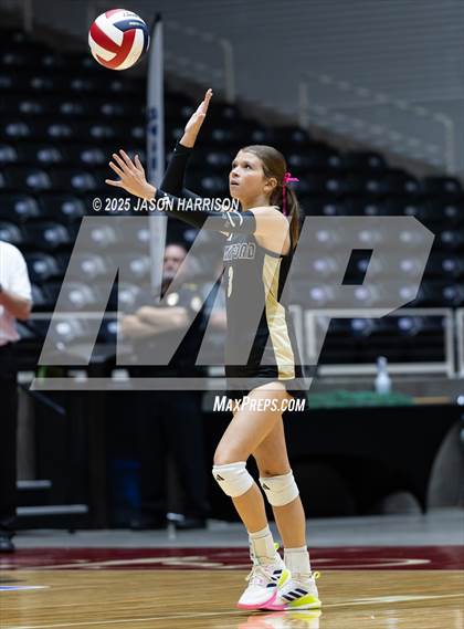 Thumbnail 2 in Iola vs. Crawford (UIL 2A D2 Volleyball Final) photogallery.