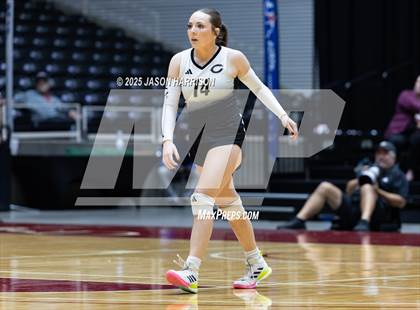 Thumbnail 3 in Iola vs. Crawford (UIL 2A D2 Volleyball Final) photogallery.