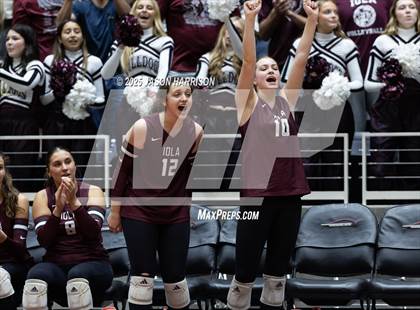 Thumbnail 3 in Iola vs. Crawford (UIL 2A D2 Volleyball Final) photogallery.