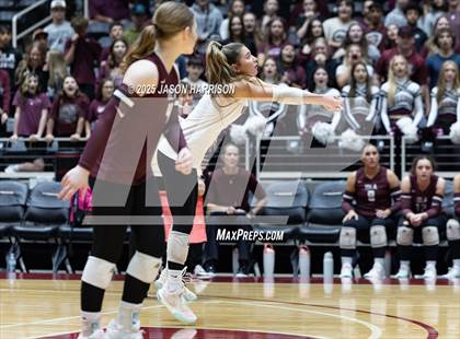 Thumbnail 1 in Iola vs. Crawford (UIL 2A D2 Volleyball Final) photogallery.