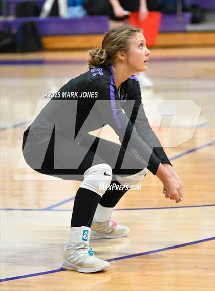 Thumbnail 3 in JV: Northwest Christian vs. Gilbert Christian photogallery.