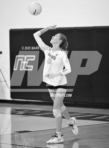 Thumbnail 2 in JV: Northwest Christian vs. Gilbert Christian photogallery.