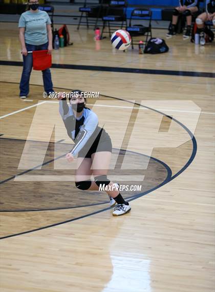 Thumbnail 1 in Cheyenne Mountain @ Vista Ridge photogallery.